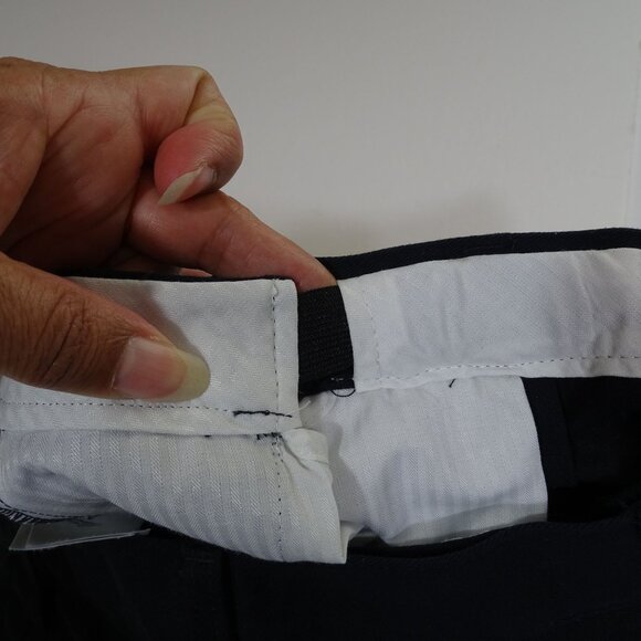 Lands End Mens Traditional Fit Pleated Black Dressy Chino Shorts Size 34 Casual - Picture 5 of 13